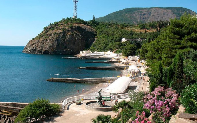 гостиница Крыма на берегу моря